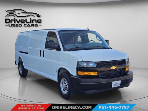 Used 2025 Chevrolet Express 2500 Extended w/ Driver Convenience Package image 5