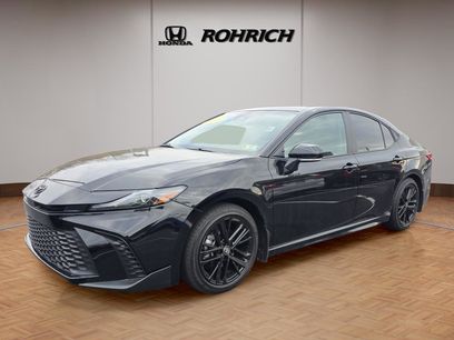 Used 2025 Toyota Camry SE