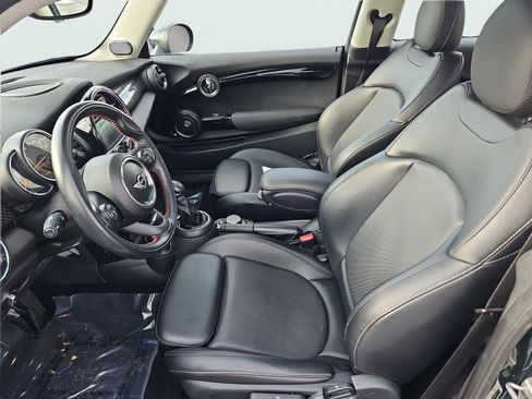 Used 2018 MINI Cooper S image 30