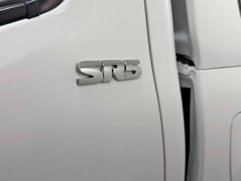 Certified 2018 Toyota Tacoma SR5 AWD/4WD image 26