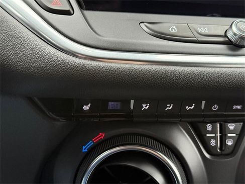 Used 2023 Chevrolet Blazer LT w/ Convenience Package image 22