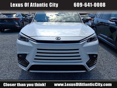 New 2026 Lexus TX 500h AWD w/ Technology Package image 2