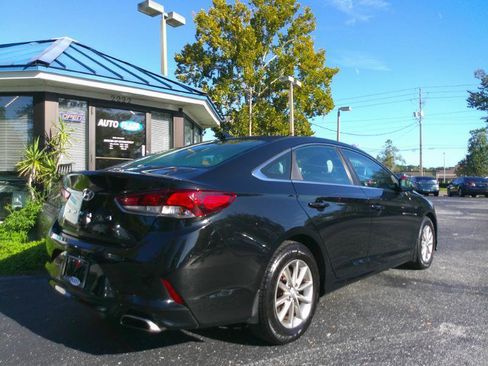 Used 2018 Hyundai Sonata SE FWD image 5