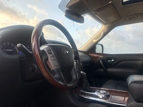 Used 2019 INFINITI QX80 Luxe w/ All-Season Package RWD image 38