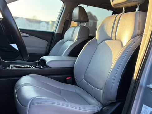 Used 2023 Honda Pilot EX-L image 12