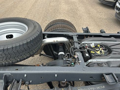 New 2025 Ford F350 XL w/ XL Chrome Package image 20