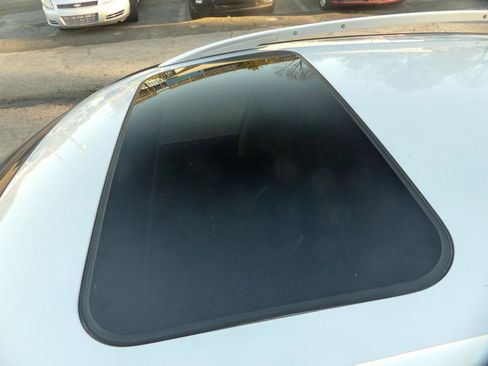 Used 2011 INFINITI FX35 AWD w/ Premium Pkg image 10