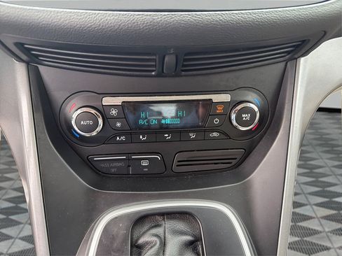 Used 2015 Ford C-MAX SE image 41