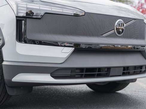 New 2026 Volvo EX30 Cross Country Ultra w/ Protection Package Premier image 13