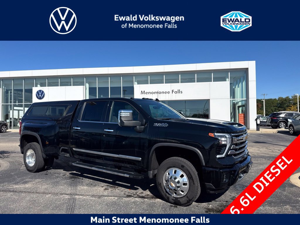 Used 2024 Chevrolet Silverado 3500 High Country w/ High Country Premium Package AWD/4WD image 1