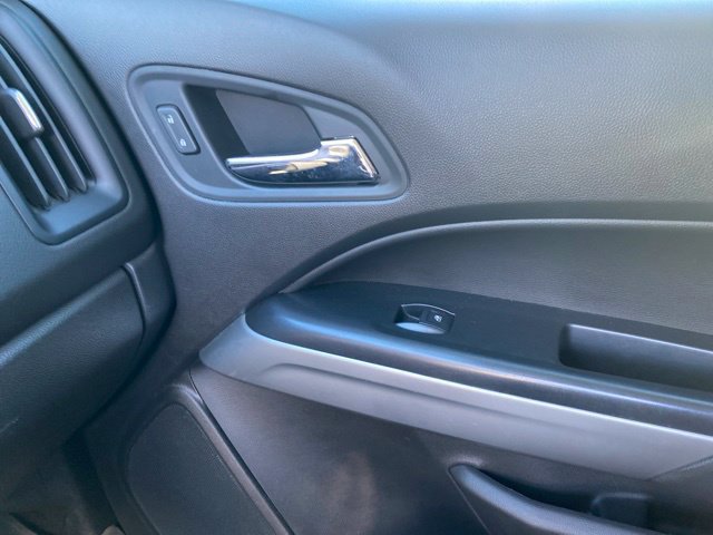 Used 2018 Chevrolet Colorado LT w/ LT Convenience Package AWD/4WD image 28