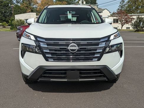 New 2026 Nissan Rogue SV AWD/4WD image 2