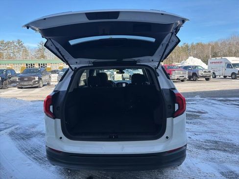 Certified 2020 GMC Terrain SLE w/ Driver Convenience Package image 12