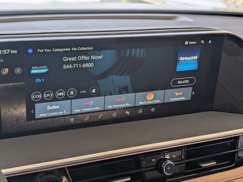 Used 2025 INFINITI QX80 Sensory image 33