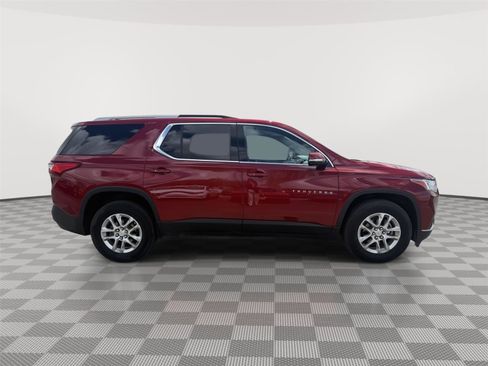 Used 2018 Chevrolet Traverse LT AWD/4WD image 8
