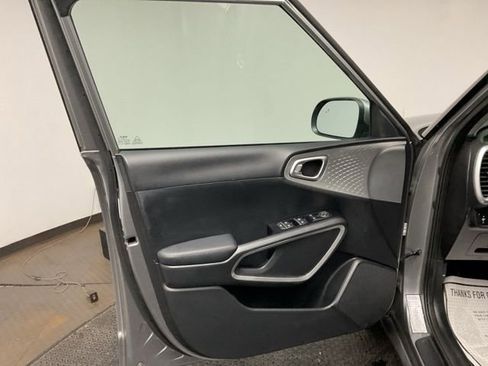 Used 2024 Kia Soul LX w/ Option Group 015 image 10