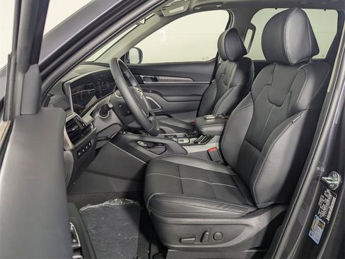 New 2025 Kia Telluride EX image 12