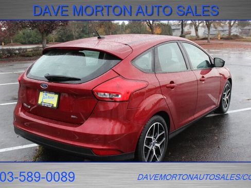 Used 2017 Ford Focus SEL image 4