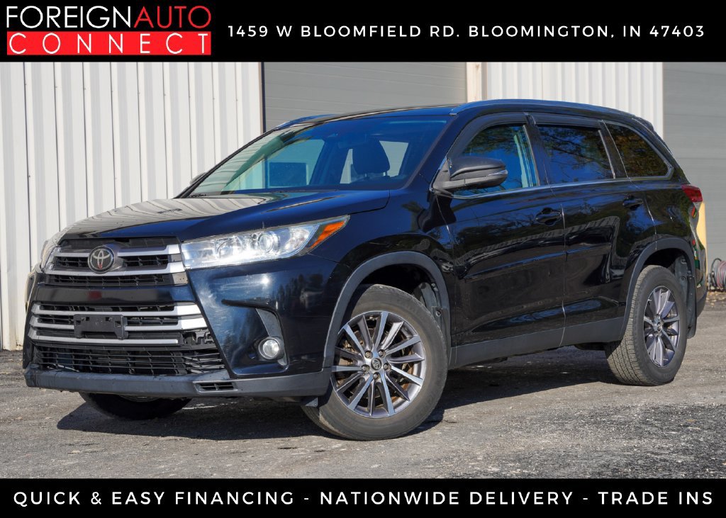Used 2019 Toyota Highlander XLE AWD/4WD image 1