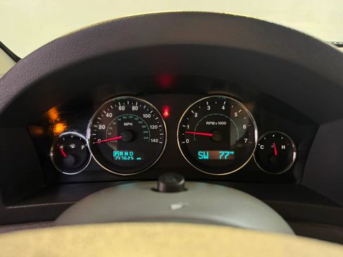 Used 2007 Jeep Grand Cherokee Limited AWD/4WD image 12
