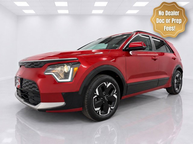 Used 2024 Kia Niro Wind w/ Wind Preserve Package FWD image 3