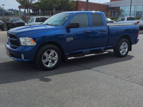 Used 2019 RAM 1500 Express w/ Wheel & Sound Group AWD/4WD image 3