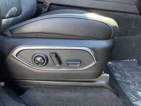 New 2026 Jeep Grand Wagoneer Limited image 39