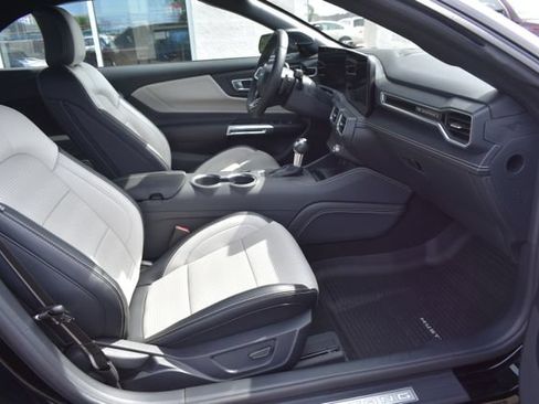 Used 2024 Ford Mustang GT Premium RWD image 40