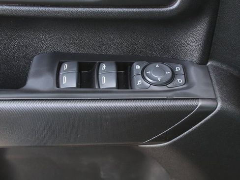 Used 2022 Chevrolet Silverado 2500 Custom w/ Custom Value Package image 27