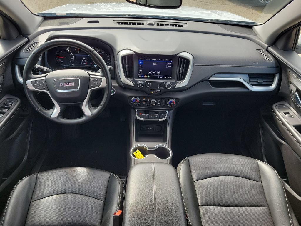Used 2024 GMC Terrain SLT FWD image 10