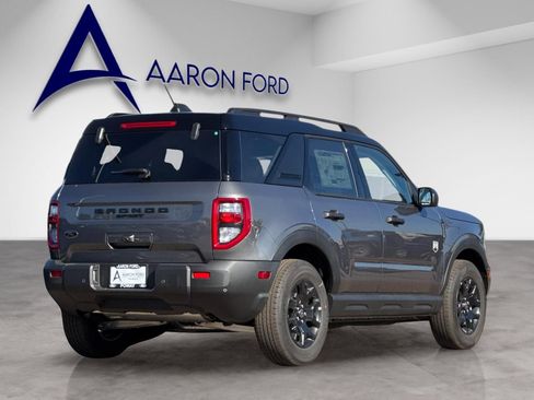 New 2025 Ford Expedition Active image 5