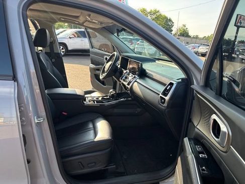 Used 2022 Kia Sorento SX FWD image 16