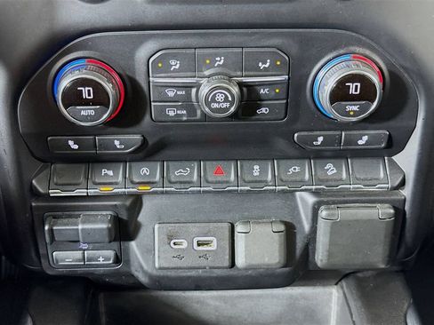 Used 2020 Chevrolet Silverado 1500 LT Trail Boss image 15