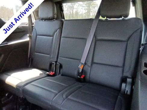 Used 2024 Chevrolet Tahoe Z71 w/ Luxury Package AWD/4WD image 29