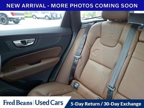 Used 2018 Volvo XC60 T6 Momentum w/ Advanced Package AWD/4WD image 19