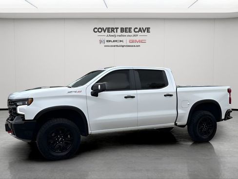 Used 2024 Chevrolet Silverado 1500 ZR2 w/ LPO, Dark Essentials Package image 4