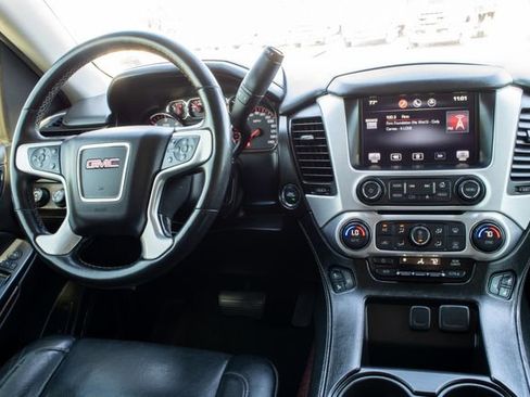 Used 2015 GMC Yukon XL SLT w/ Open Road Package image 28