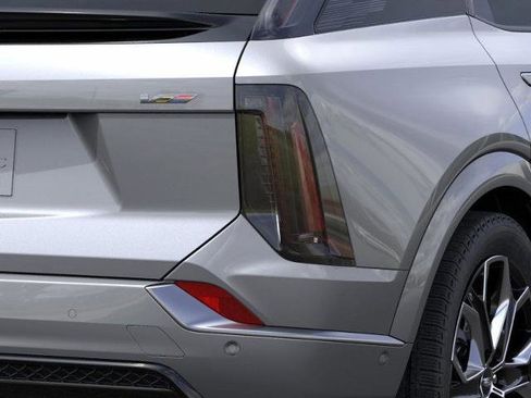 New 2026 Cadillac Optiq V image 11