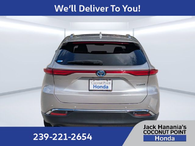 Used 2021 Toyota Venza XLE w/ Softex Package AWD/4WD image 4
