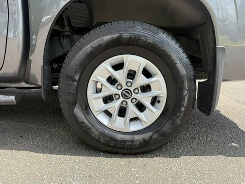 Used 2025 Nissan Frontier S RWD image 8