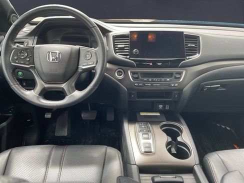 Used 2023 Honda Passport TrailSport image 10