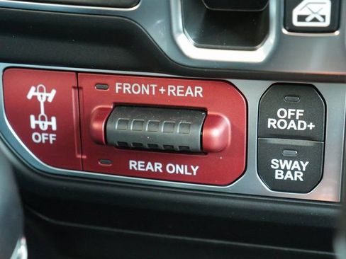 New 2026 Jeep Wrangler Unlimited Rubicon w/ Xtreme 35 Tire Package image 5