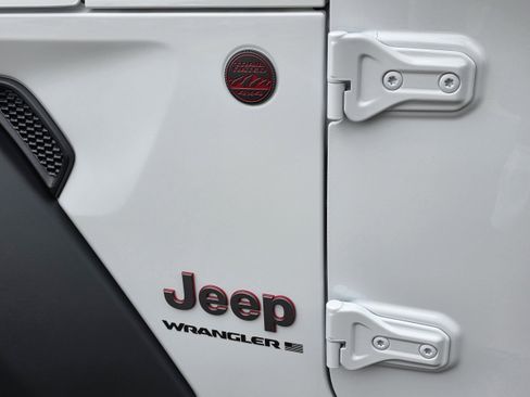 New 2026 Jeep Wrangler Unlimited Rubicon image 30