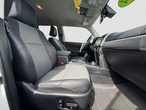 Used 2024 Toyota 4Runner SR5 Premium w/ SR5 Premium Package image 13