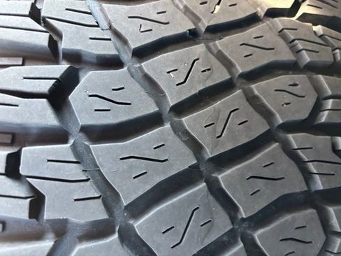 Used 2023 Ford Bronco Wildtrak image 9