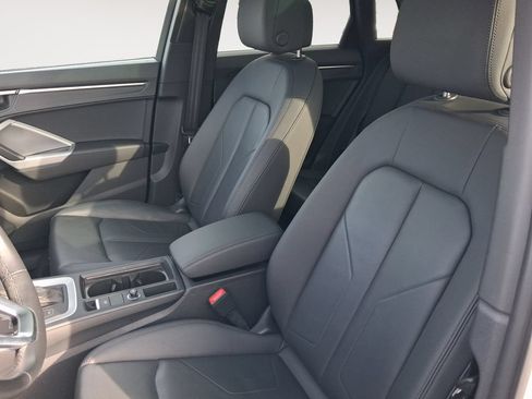 Used 2023 Audi Q3 2.0T Premium AWD/4WD image 9