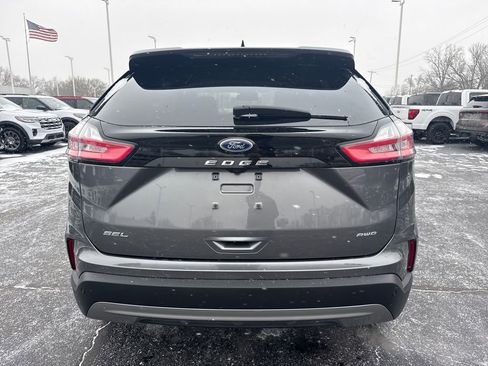 Used 2024 Ford Edge SEL w/ Convenience Package image 8