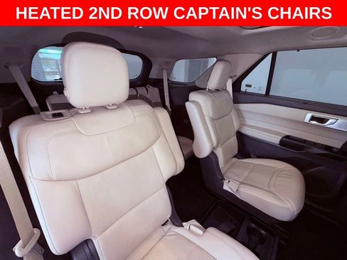 Used 2020 Ford Explorer Platinum w/ Premium Technology Package image 15
