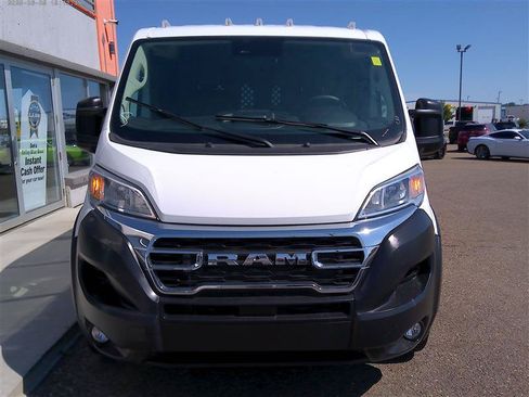 Used 2025 RAM ProMaster 2500 w/ U-Haul Equipment Group FWD image 19