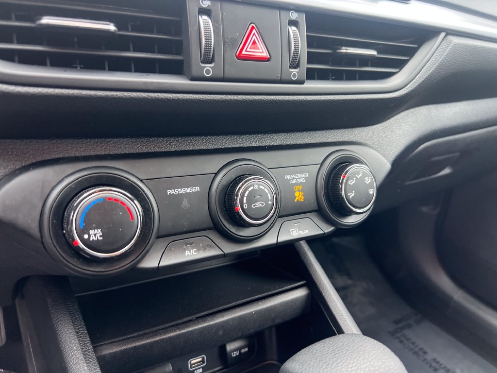 Certified 2023 Kia Forte LXS w/ LXS Technology Package FWD image 20